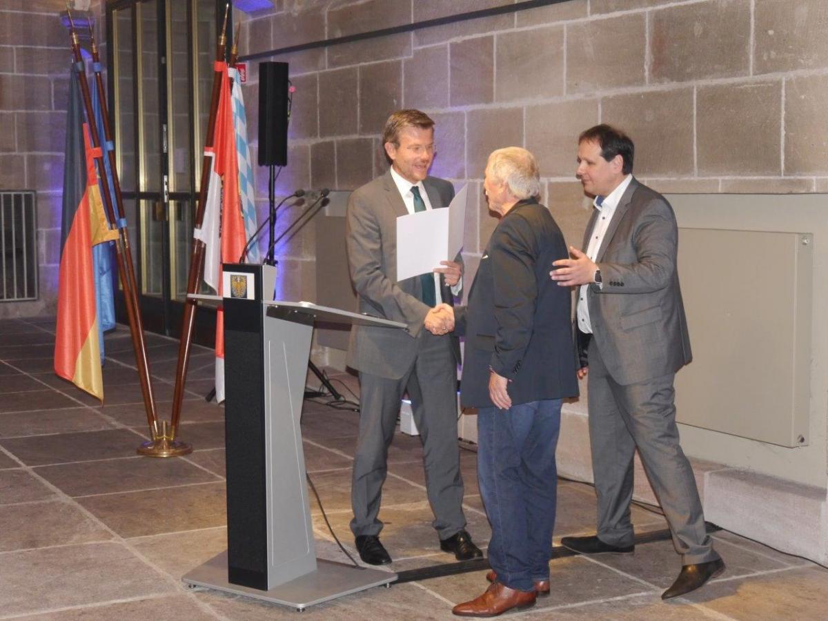 Fotos-gross Seite 30